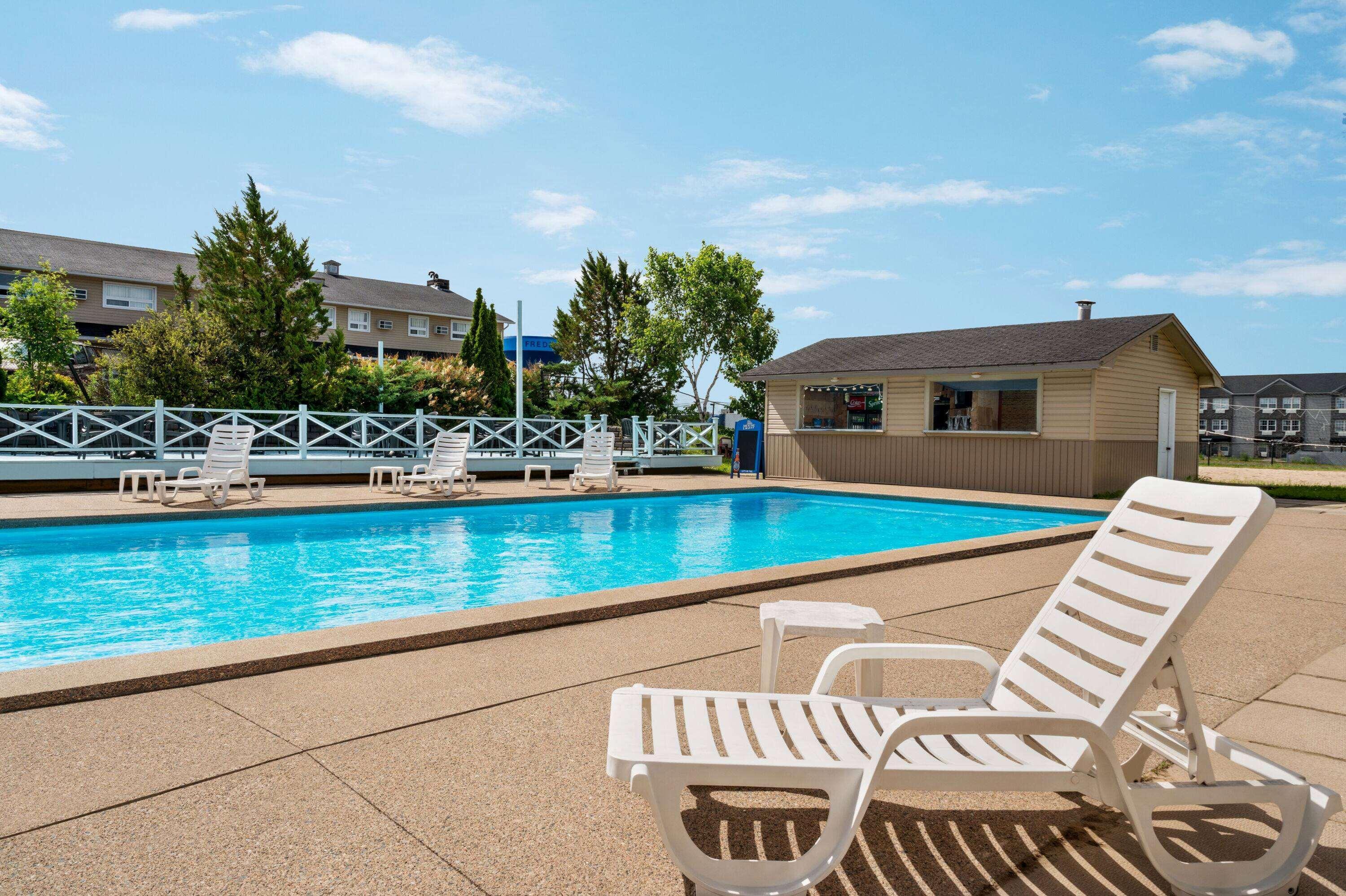 Days Inn By Wyndham Fredericton Eksteriør billede