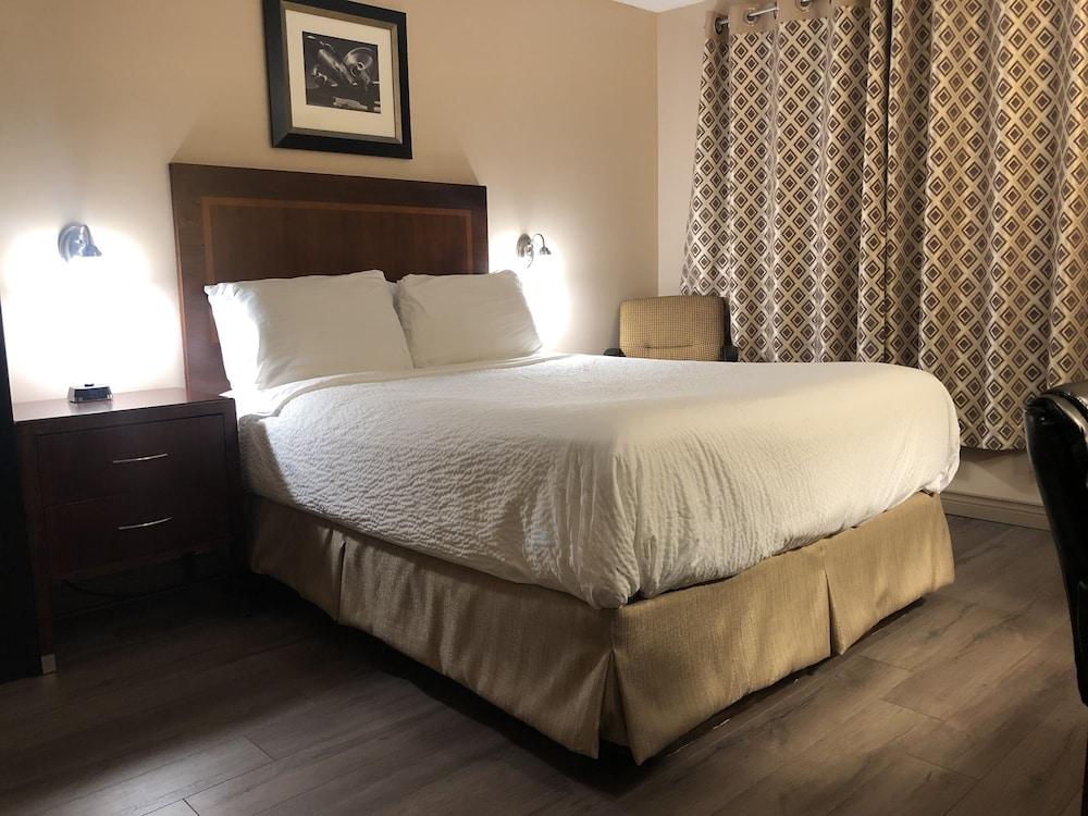 Days Inn By Wyndham Fredericton Eksteriør billede