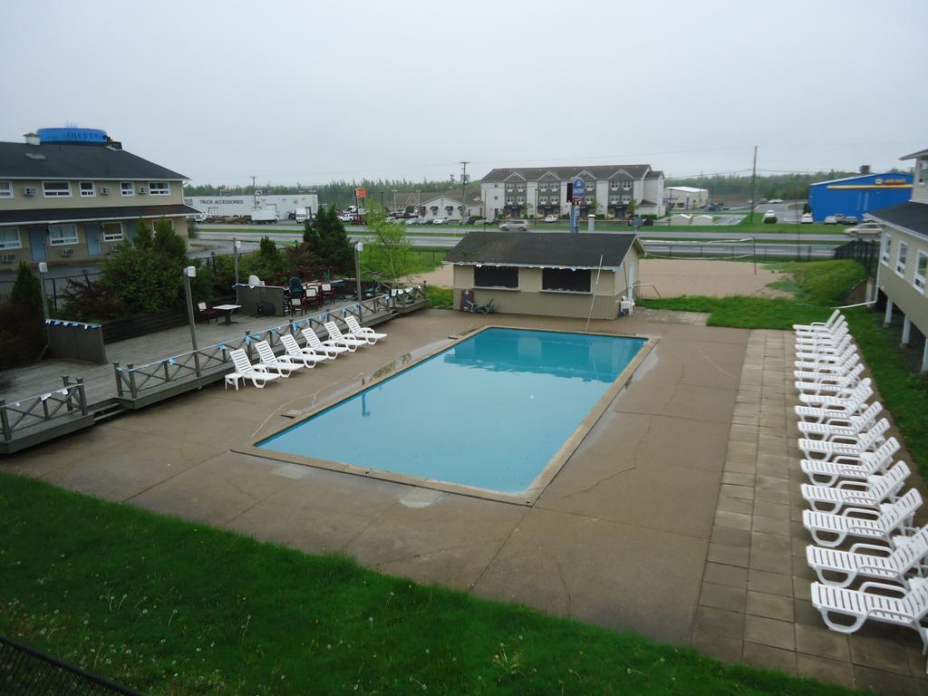 Days Inn By Wyndham Fredericton Eksteriør billede